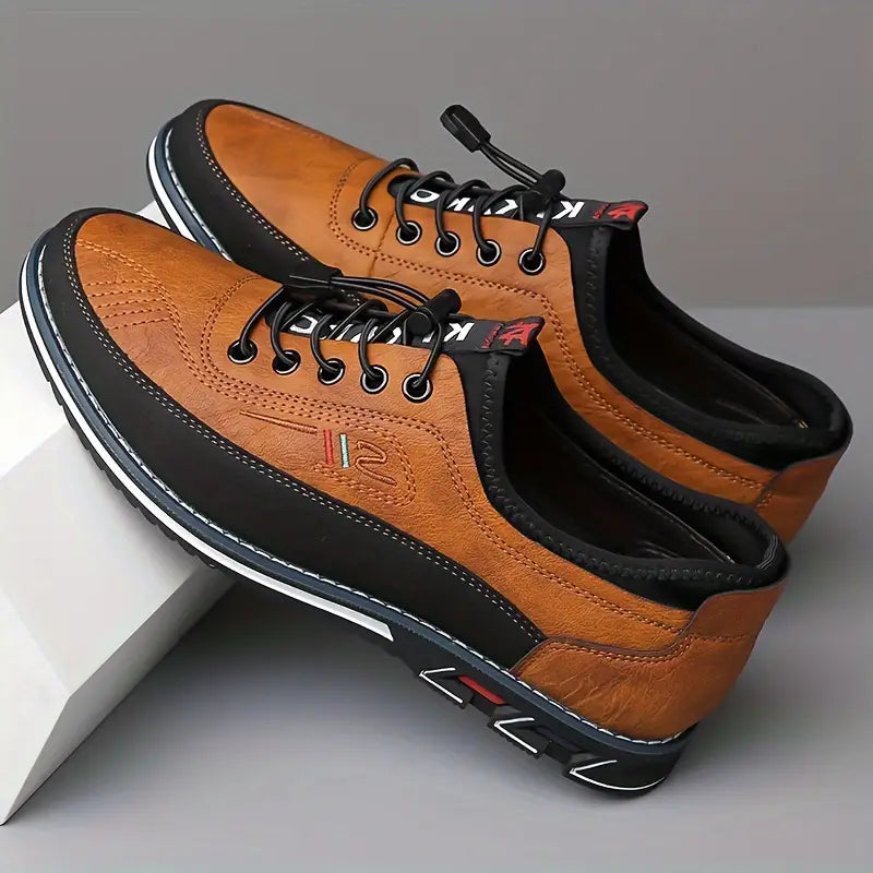 Zapatos de cuero cómodos sin cordones con un ajuste elegante