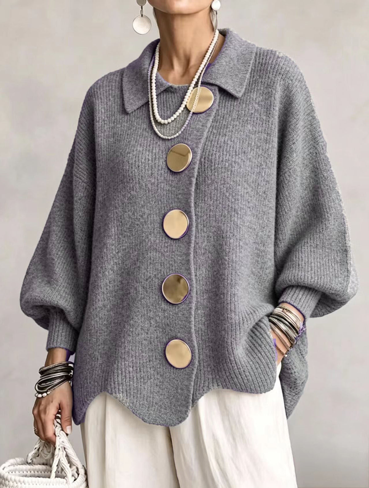 Victoria | Elegante cárdigan oversize con botones dorados efecto joya