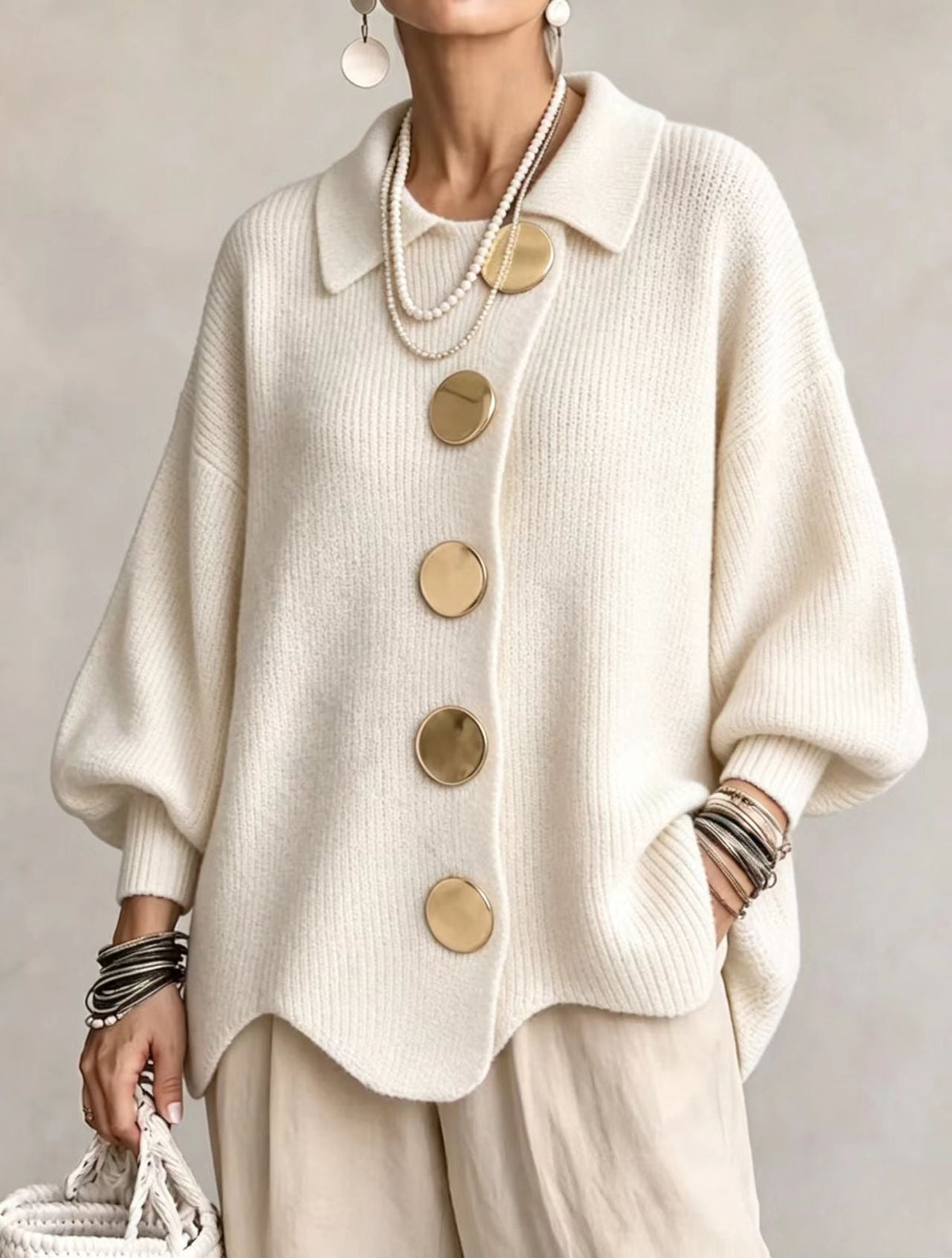 Victoria | Elegante cárdigan oversize con botones dorados efecto joya