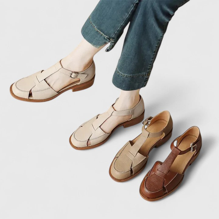 Manuela | Sandalias cerradas con correa en T