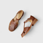 Manuela | Sandalias cerradas con correa en T
