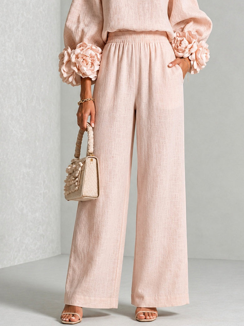 Ofelia | Elegante conjunto con puños florales y pantalones de pierna ancha
